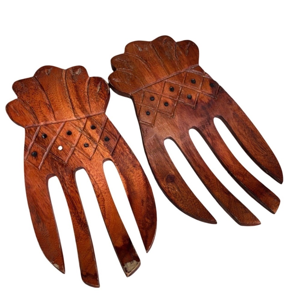 Vintage Hand‎ Carved Wooden Pineapple Salad Hands Servers Tropical Kitchen Decor